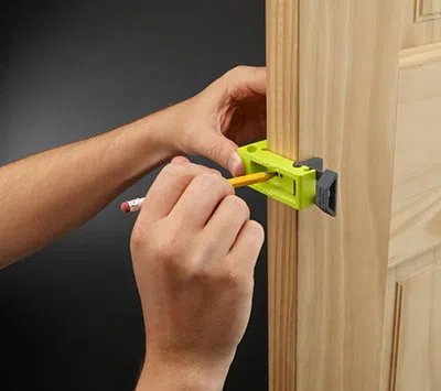 Community Locksmith Store Miami, FL 305-894-5983 - new-locks-installation