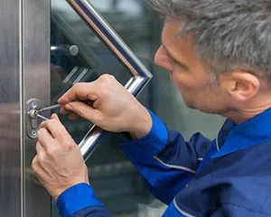 Community Locksmith Store Miami, FL 305-894-5983 - professional-locksmith